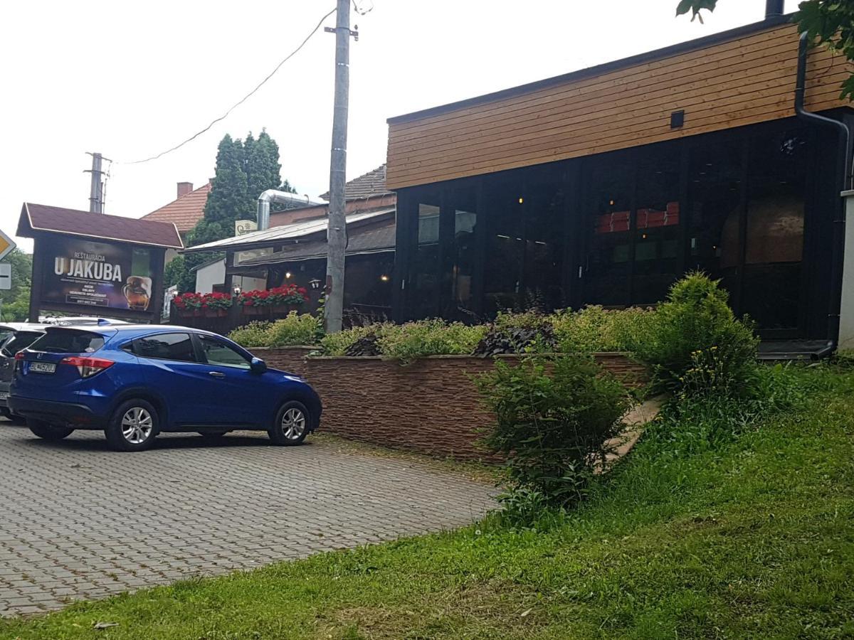 Apartman Centrum V Sukromi Restauracia U Jakuba Martin Εξωτερικό φωτογραφία